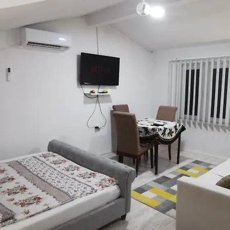 Quiet - & Rent A Car *